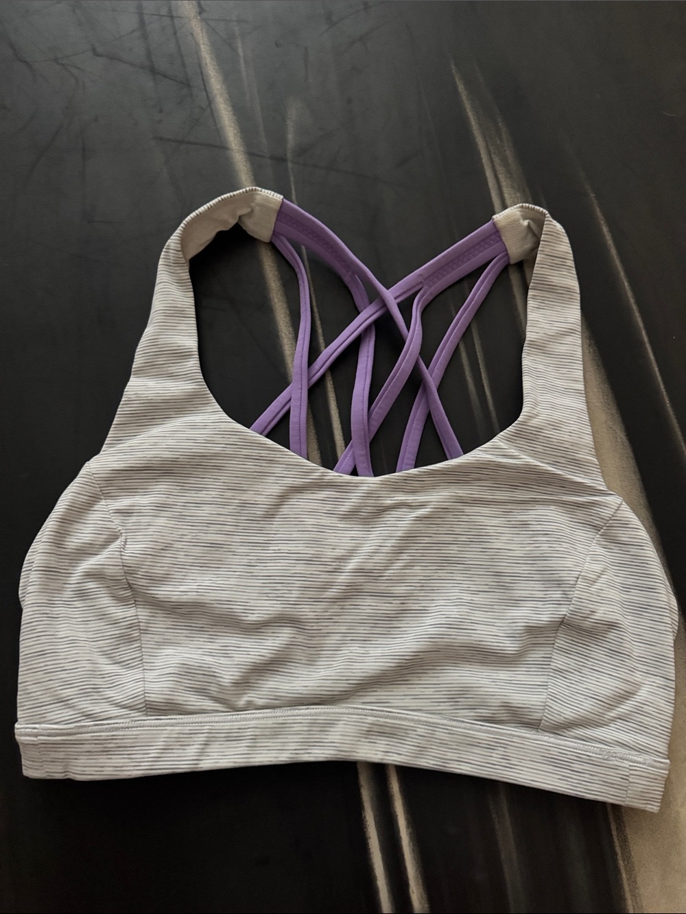 lululemon athletica free to be serene bra | Size: 6